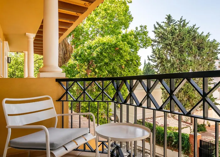 Bypillow Lorena Adults Recommended 2* Málaga